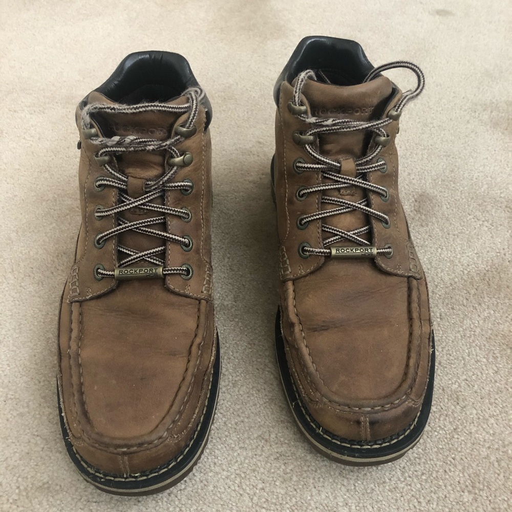 Rockport water resistant brown shoes size 8